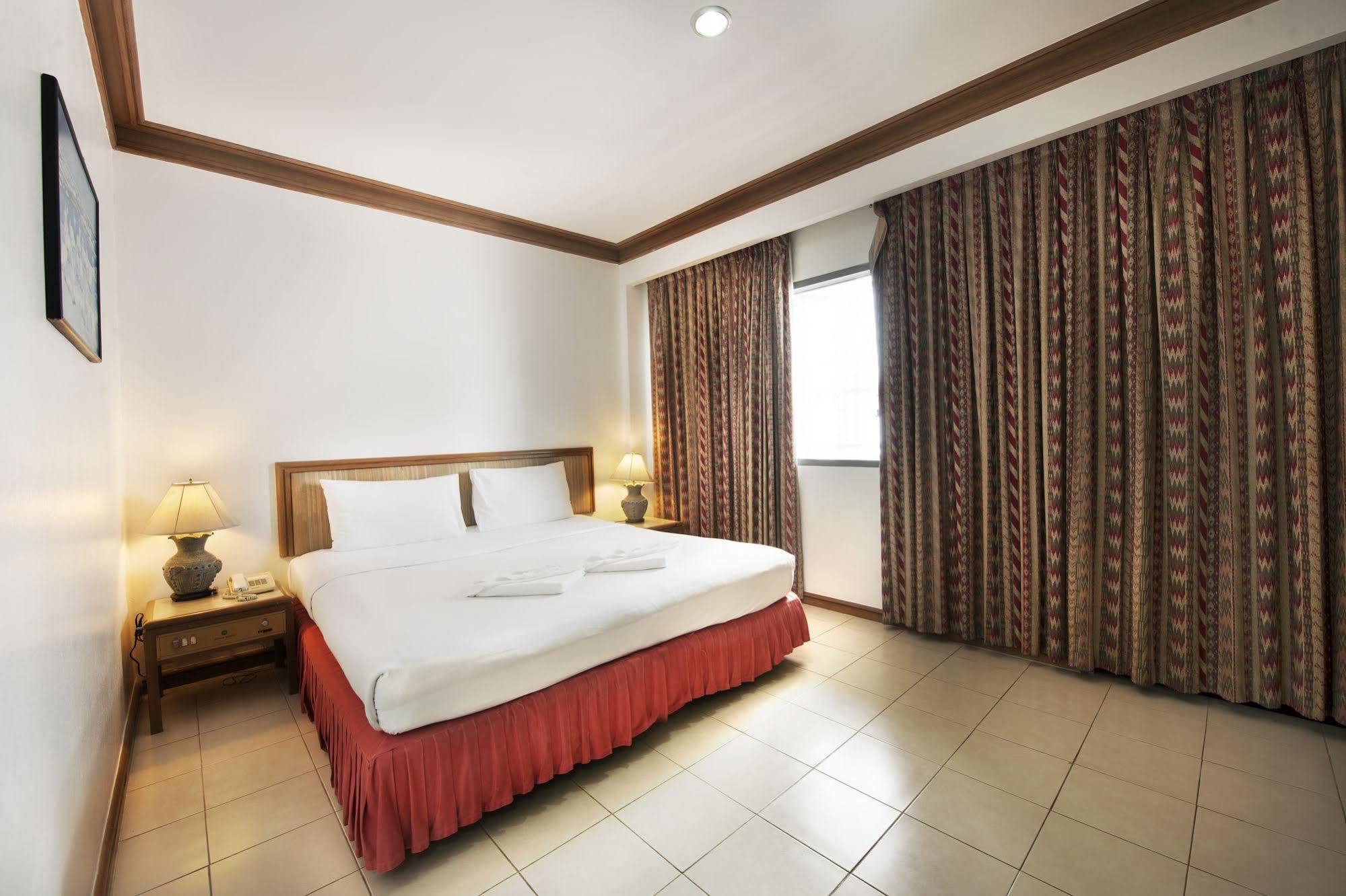Hotel Rattana Mansion Phuket Exteriér fotografie