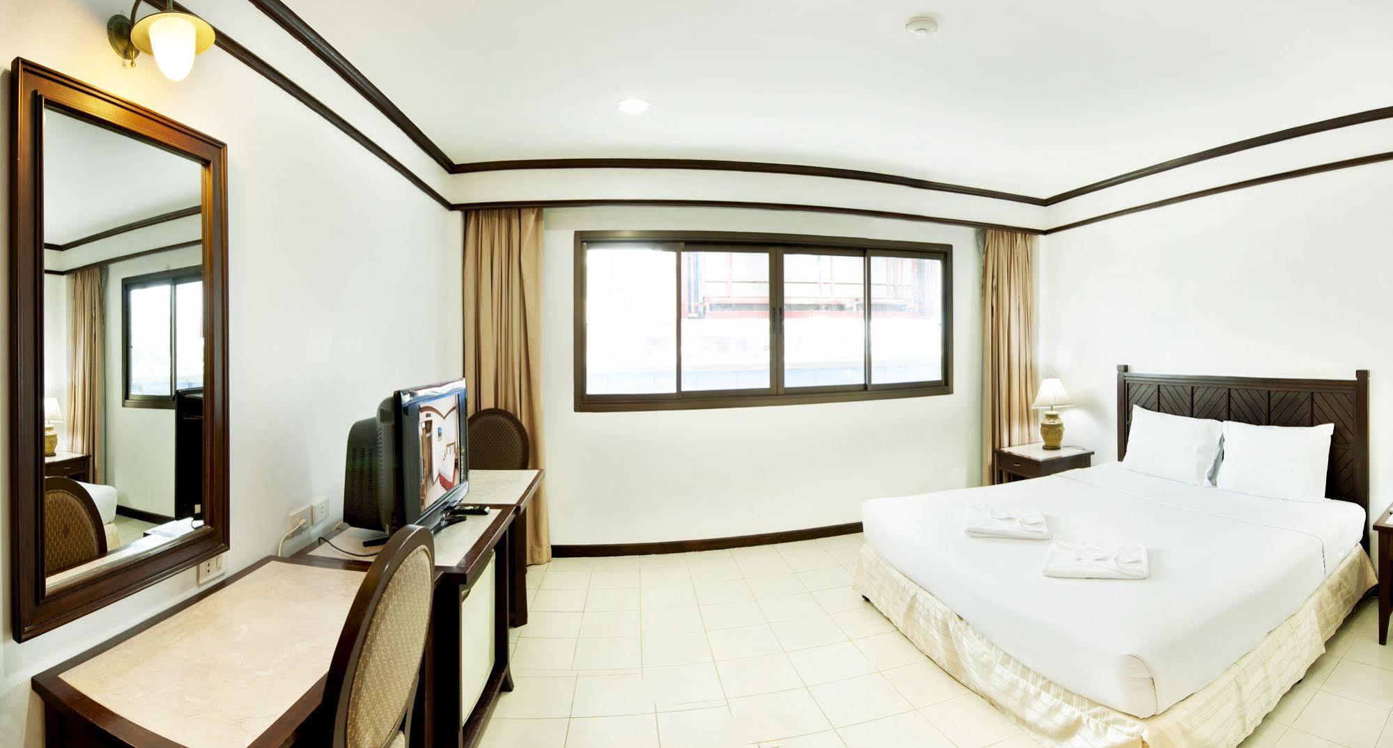 Hotel Rattana Mansion Phuket Exteriér fotografie