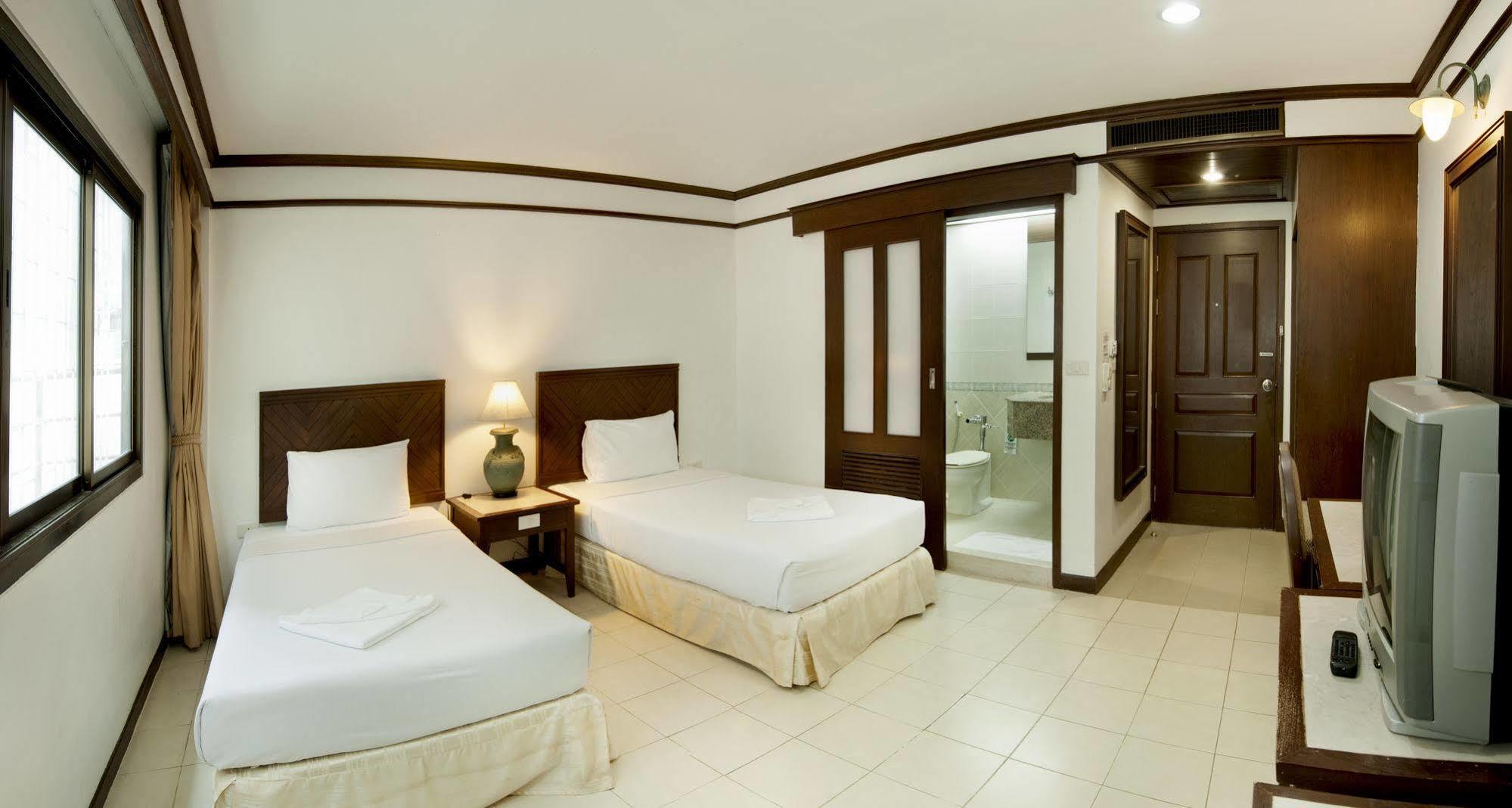 Hotel Rattana Mansion Phuket Exteriér fotografie