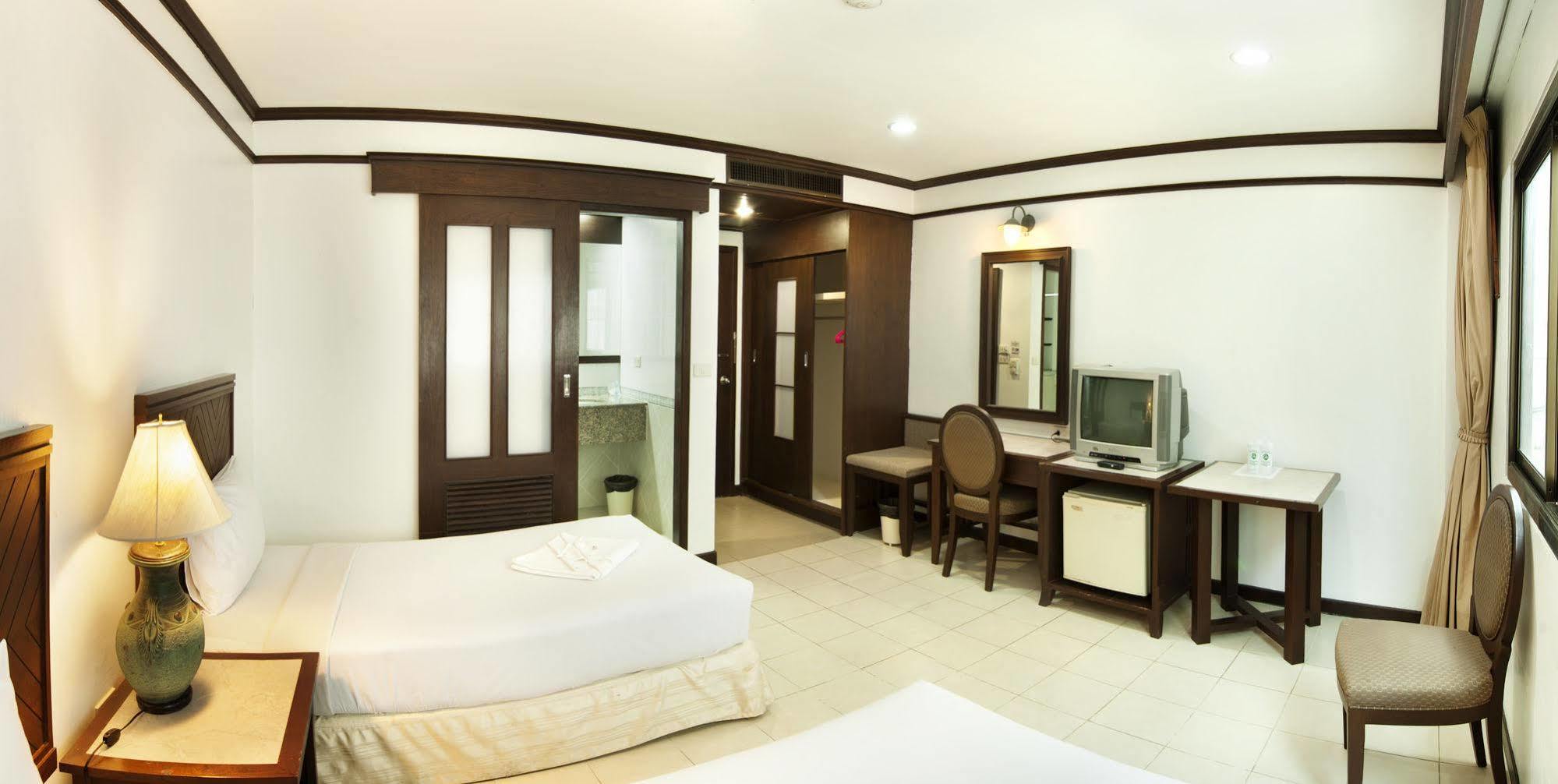 Hotel Rattana Mansion Phuket Exteriér fotografie